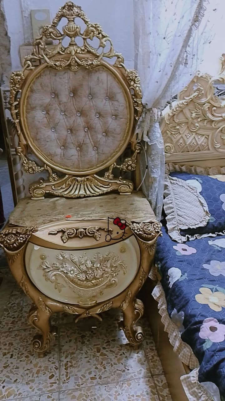 غرفة نوم زان مصري  ثمانية قطع 
بعدهي جديده  للبيع  السعر مليون ونص 
وبيه مجال 
الاتصال أو مراسلة واتساب 
‏‪***********‬‏
