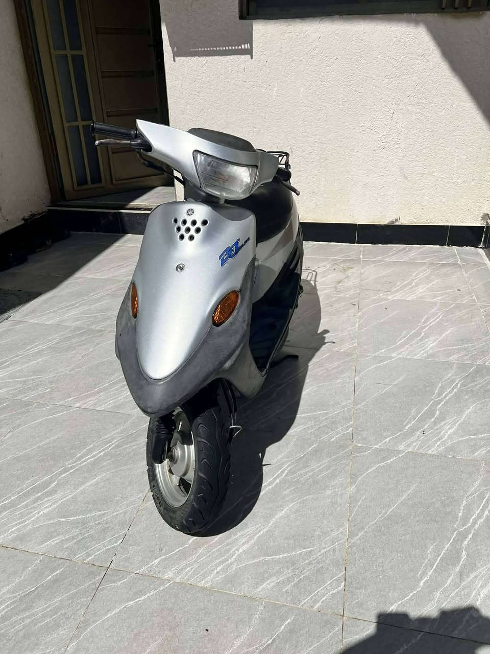 سلام عليكم دراجة بيجي جديده مال وكيل صاله شهر من طالعه من لوكيل كفاله عامة نضيفه كلش مكاني ميسان حي العسكري سعر ٨٥٠ وبيه مجال


**إذا كنت صاحب هذا الإعلان وتريد حذفه لأي سبب، رجاءا أرسل رسالة إلى الدعم الفني**