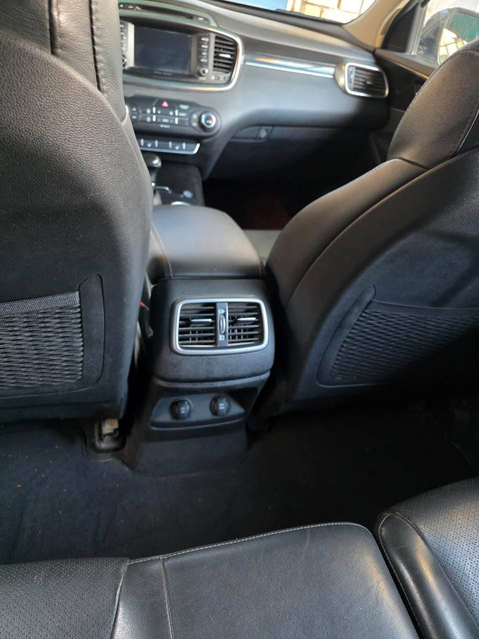 كيا سورنتو وارد امريكي موديل 18 بيه قطعتين تبديل بدون دواخل جاملغ وبنيد السياره جاهزه من كلشي واحلي من الصور 

‭0771 096 2270‬ السياره فور ويل EX ناصرية, ذي قار
