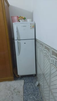 ثلاجة جديدة • سعر مناسب • للبيع