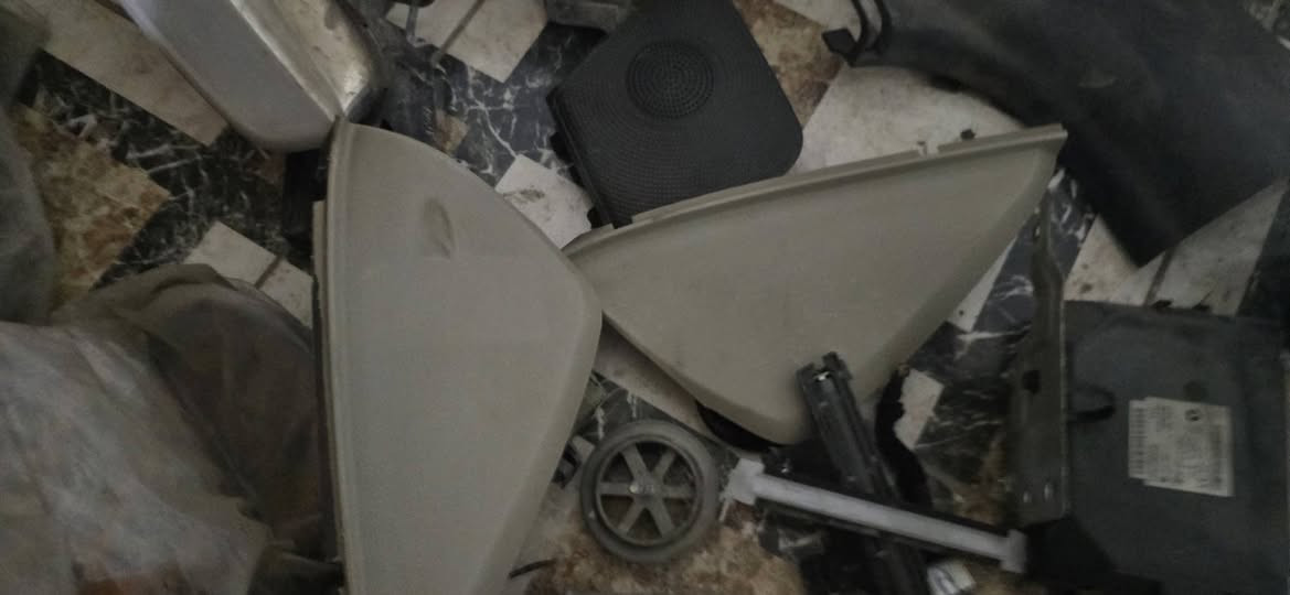 متوفر ادوات اوبتما ٢٠١٥ اصلي مال كصه جدد
سطاب اكسلات زوج بدون دبلات
فان تبريد    مكثف تبريد 
ذراع ماسحات زوج
جكمجه وكفرها كاملات 
غلاق دشبول جوة الستيرن هيا ودكمها وكفراتها
راديتر تدفئه
عقل تبريد 
عقل ايرباك 
حساسا بصمه
بلاجكتورات زوج
كفر ستيرن 
قمجي سايد بريك 
تحكم تبريد كهربائي 
بنيد ابيض 
ماطور ستيرن اوبتما ٢٠١٦ كامل هوا ودكه واشايره وشريط ستيرن 
عنوان بغداد للاستفسار ***********
