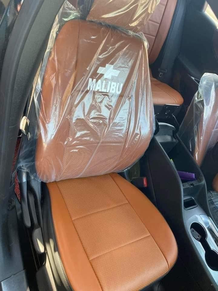 دوشمة علي العراقي لتغليف كافة أنواع السيارات جلد ياباني اصلي العنوان الكاظمية شارع النواب إسم المحل علي العراقي للاستفسار 
*********** واتساب او اتصال فقط
