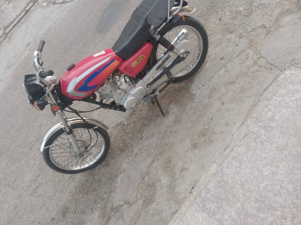 للبيع بدون أوراق مكفوله عشائريا مكينه مفتوحه كلجات فقط ميسان الماجديه الشراي يتصل ***********

