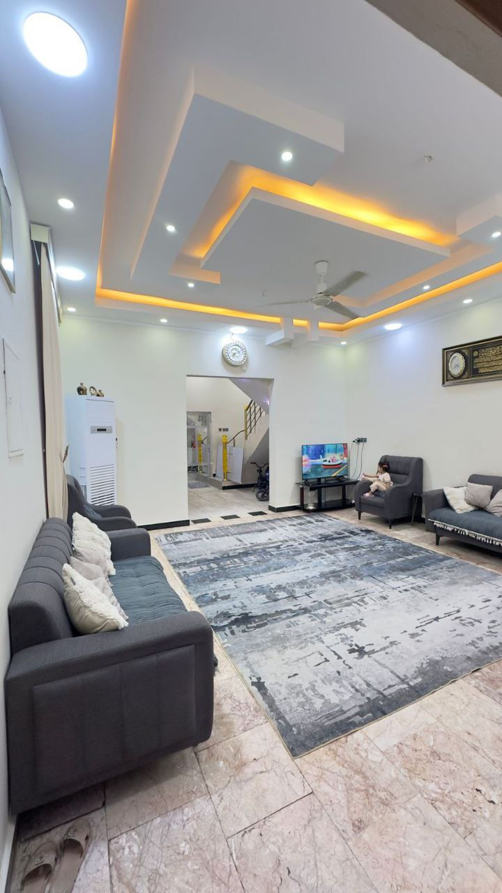 🏠بيت للبيع

•المساحة -150متر 
•📍الموقع -حي اور الثانيه 
•التفاصيل /طابقين مسلح حديث 
ط1/غرفه+صاله+استقبال+مطبخ+صحيات 
ط2\3غرفه+صاله+صحيات 

☎️للأستفسار/***********
فراس***********
واتسhttps://wa.me/9647872000799
للمزيد من العروض يمكنكم متابعتنا علئ فيس بوكhttps://www.facebook.com/share/19oiawJsJt/
الناصرية/فرع1 #الموحية
فرع2 #طريق #الحولي
