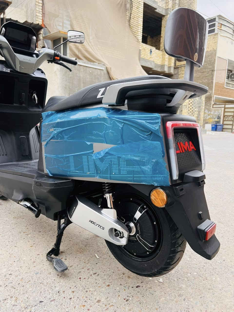 سلام عليكم ورحمه الله وبركاته
دراجه شحن نوع ليما 2026 
ملف 2000 بطاريات 6 كبار مسطره 
سرع 3 السرعه الحقيقه 85 
ضد المي وتر بروف بصمتين سويجين  السعر 900وبيه مجال  مكاني بغداد الزعفرانيه 
***********
