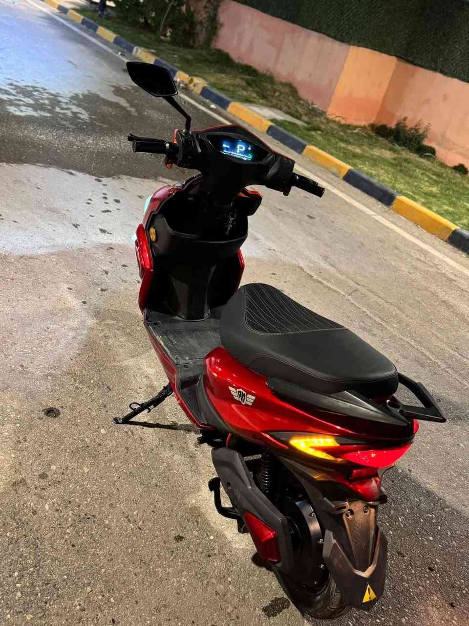 سلام عليكم دراجه شحن للبيع بسعر 600الف وبيها مجال رقم الهاتف *********** دراجه نضيفه
عنوان بسمايه
