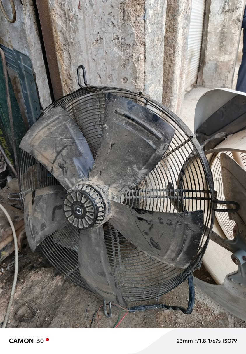 مفرغات قياس  وحده 70 سنتيم عدد خمسة اثنين مربعات سنكل كهرباء مالتهن  وثلاثة  دائريات ثري فيز   كهرباء مالتهن سعره وحده 55
للاستفسار ***********
