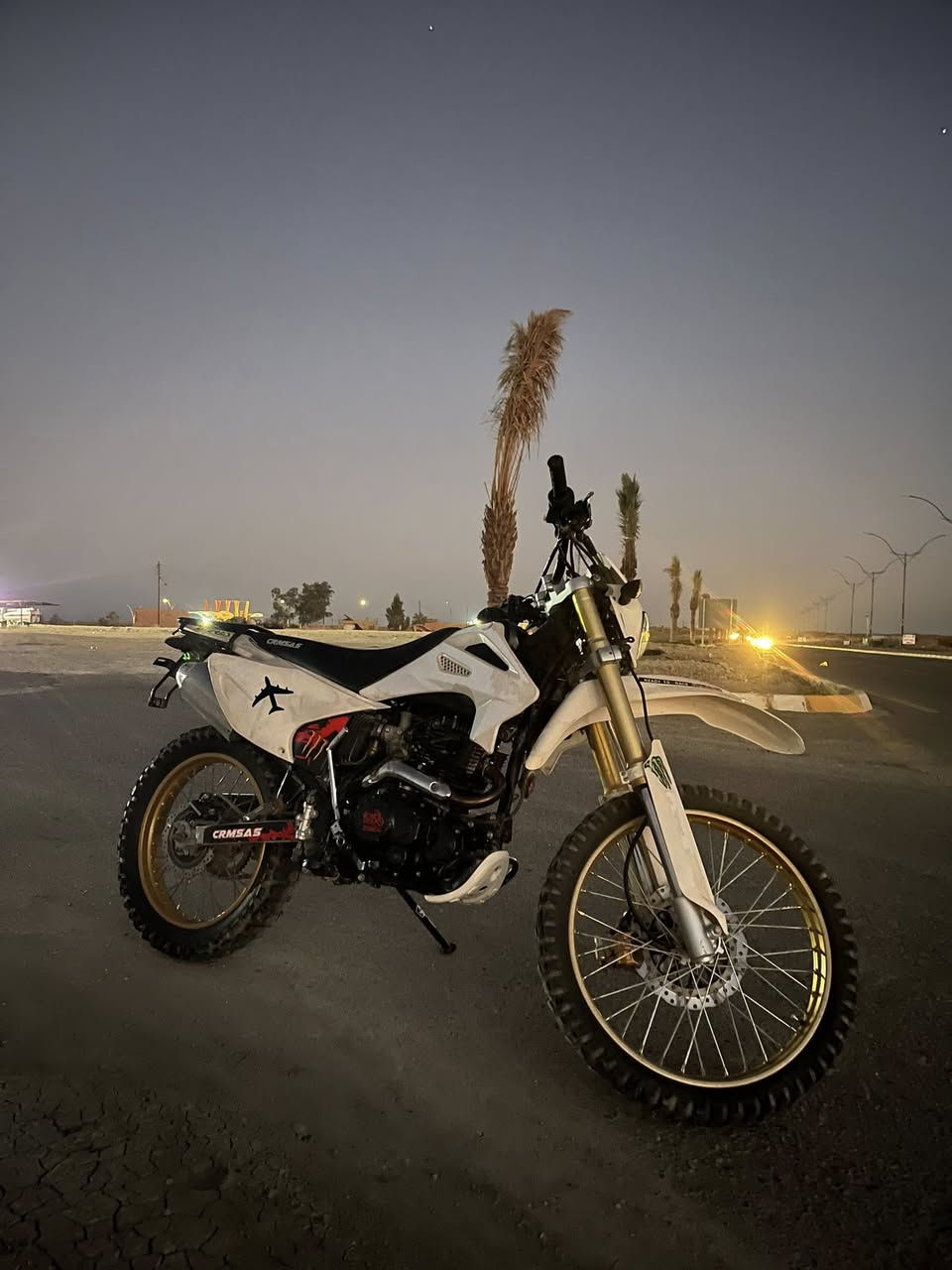 قفاز كافيار موديل2024محرك250cc لزنجل لبيع او المراوس الماطور ما تصرف  الانبار راوه
***********
