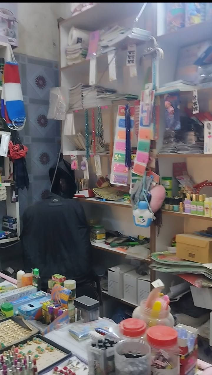 أسواق للبيع 
ايجار مدفوع جاهزه من كلشي 
كراج شلال راك الحصوه 
هاتف ***********
