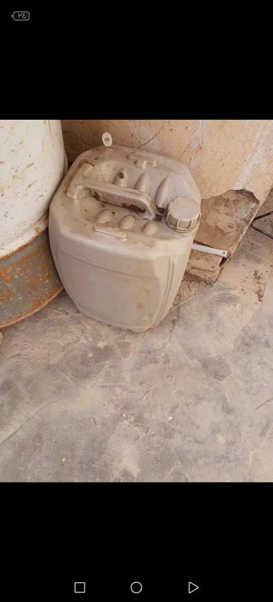 صوبه ب10 وبيه مجال برميل نفط فارغ ب15 جيليكان هوه والنفط ب10 مرجيحه ب10 صحن شبكه ب 25 وبي مجال


**إذا كنت صاحب هذا الإعلان وتريد حذفه لأي سبب، رجاءا أرسل رسالة إلى الدعم الفني**