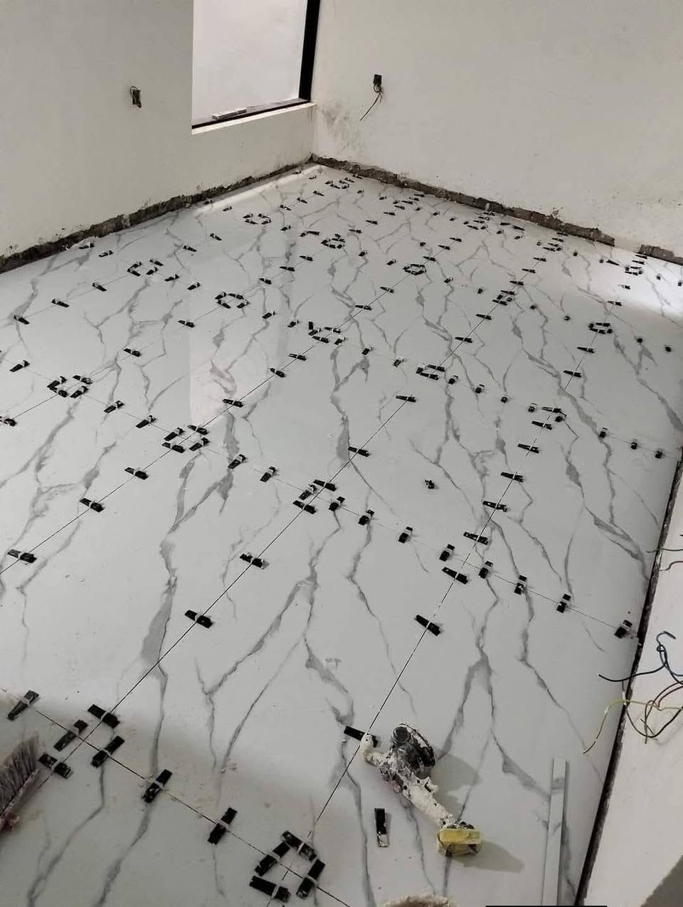 خلفه سيراميك بورسلين مرمر درجه اولى ***********
