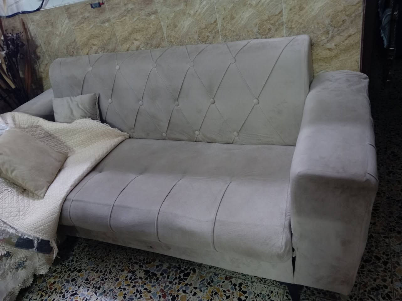 ١٠ مقاعد السعر ٢٠٠ وبي مجال


**إذا كنت صاحب هذا الإعلان وتريد حذفه لأي سبب، رجاءا أرسل رسالة إلى الدعم الفني**