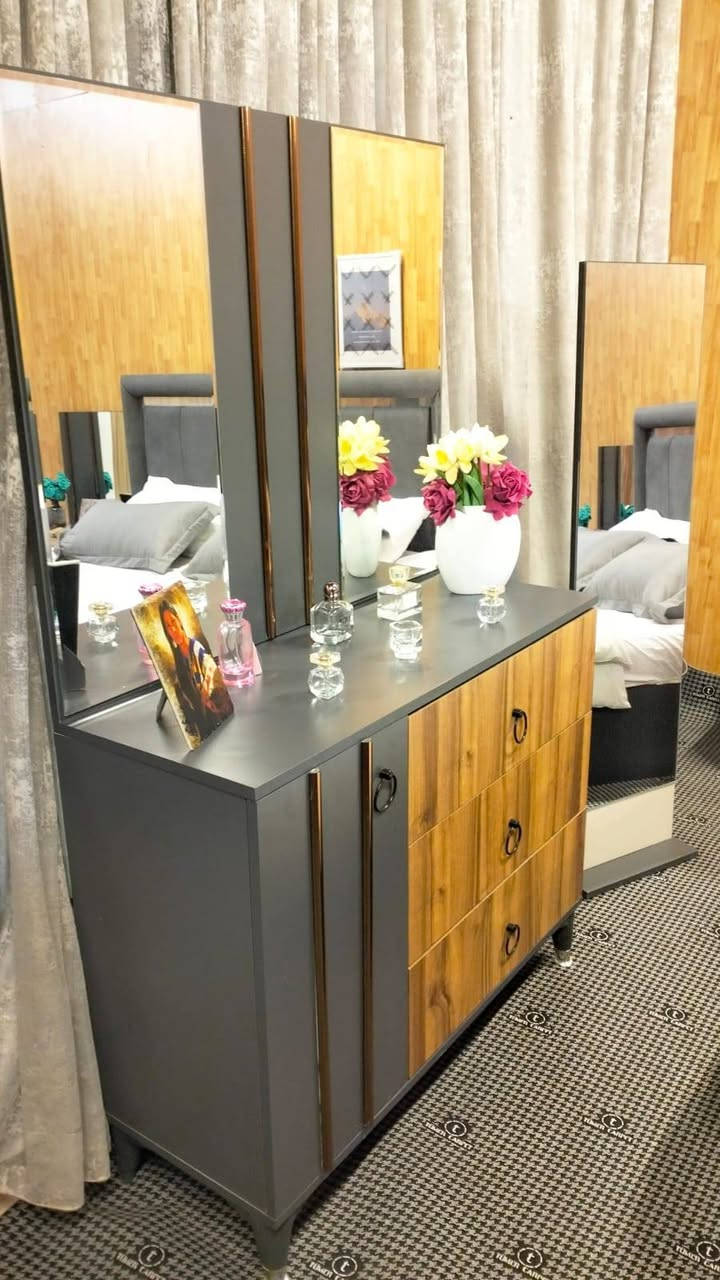 اتصال *********** غرفة تركيا 7 قطع نضيفة استعمال قليل السعر 750 مكان بغداد
