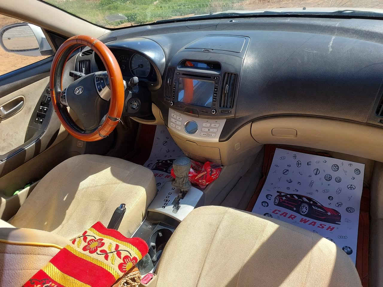 السلام عليكم اخواني الاعزاء من رخصت مدير الكروب سيارة افانتي خليجية موديل 2007  محرك 1600
تدفئة تبريد  وكلشي شغال وبلادي والصبغ البيها بدون حادث والسونار مرفق مع الصور والسيارة بأسمي 
نظيفة على ايدي ما ناقصها اي شي  .
السعر 89 بيها مجال المكان قضاء بلد ناحية الحاتمية للاستفسار الاتصال على الرقم ***********
