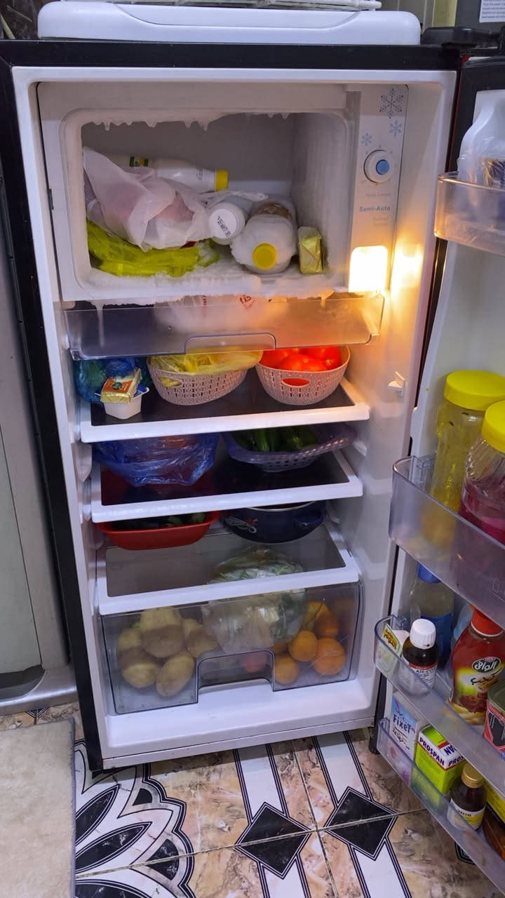 ثلاجة حجم 9قدم تجميد وبرودة تخبل نظيفة وابد مداخلة تصليح سعر 130بيها مجال بسيط مكان حي القاهرة بغداد


**إذا كنت صاحب هذا الإعلان وتريد حذفه لأي سبب، رجاءا أرسل رسالة إلى الدعم الفني**