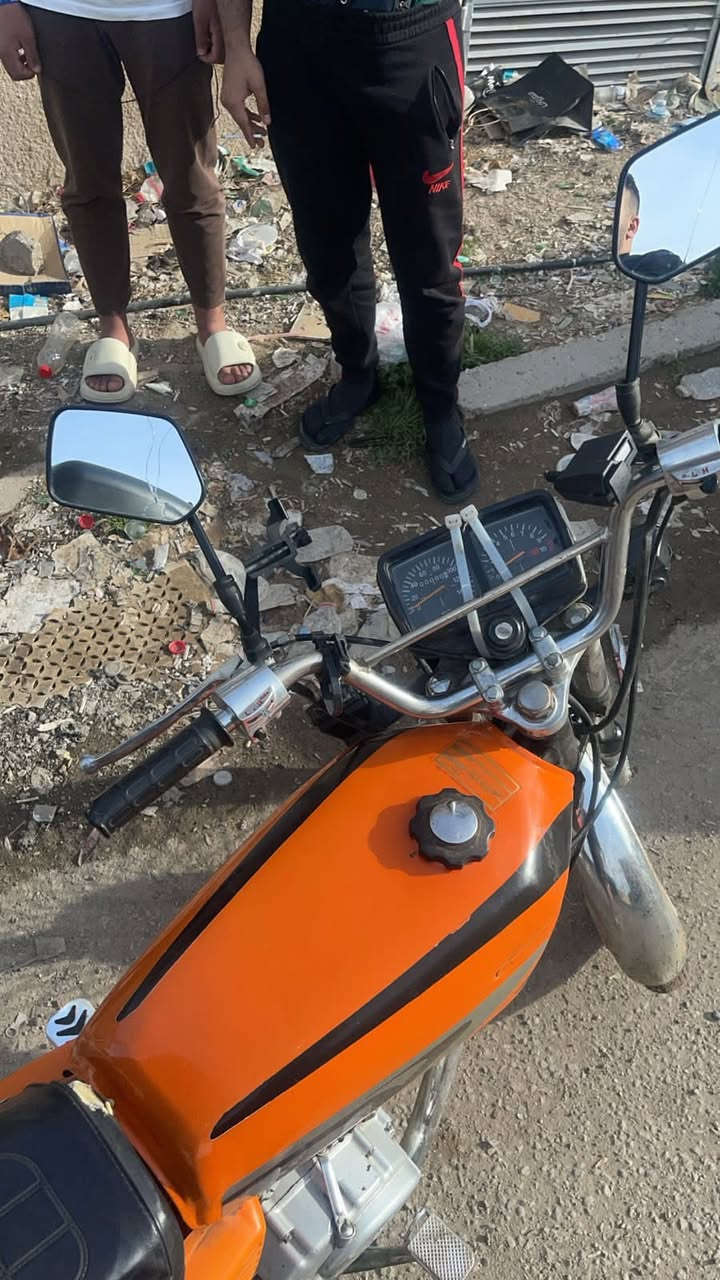 السلام عليكم دراجه أيراني 4 كير موديل 2022 كلجات جديده بنزات جديده دواسات جديده اشاير لد اصلي جديده ضفيره جديده باتري جديد دراجه قويه و نضيفه - السعر 350 -مكاني بغداد الدورة منطقه الكفاءات 
للاتصال 
‭+٩٦٤ ٧٧٢ ٥٥٧ ٥٠٤٥‬


**إذا كنت صاحب هذا الإعلان وتريد حذفه لأي سبب، رجاءا أرسل رسالة إلى الدعم الفني**