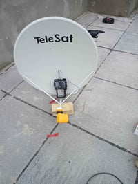 خدمة • إلكترونيات • متاح