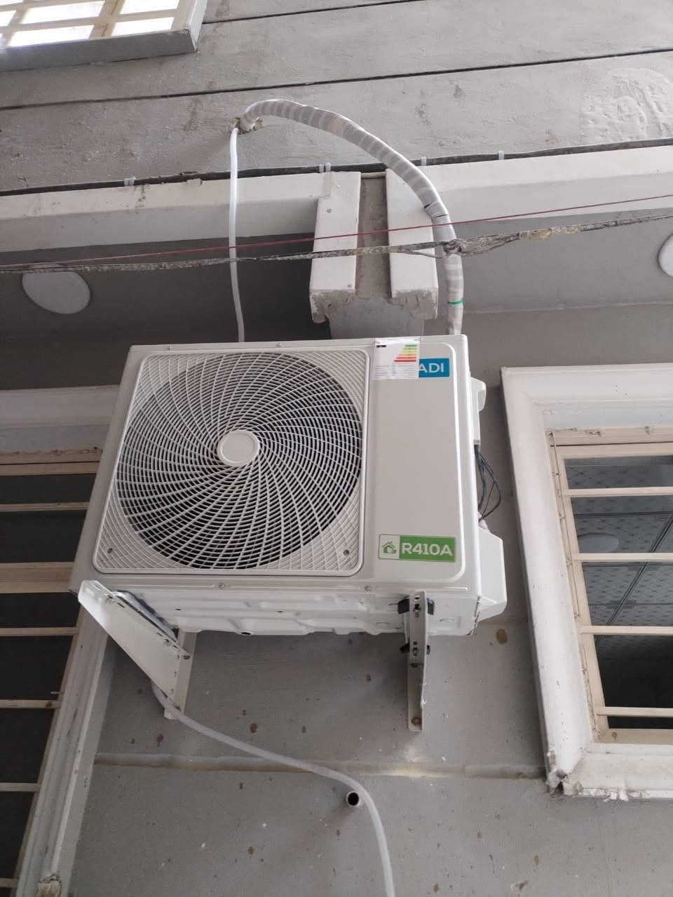 اعمالنا من بداية الاسبوع والله ولي التوفيق 
للحجز او الاستفسار مراسلة الصفحة 
او الاتصال بالأرقام التالية

ورشة الحسن للسبالت 
***********
