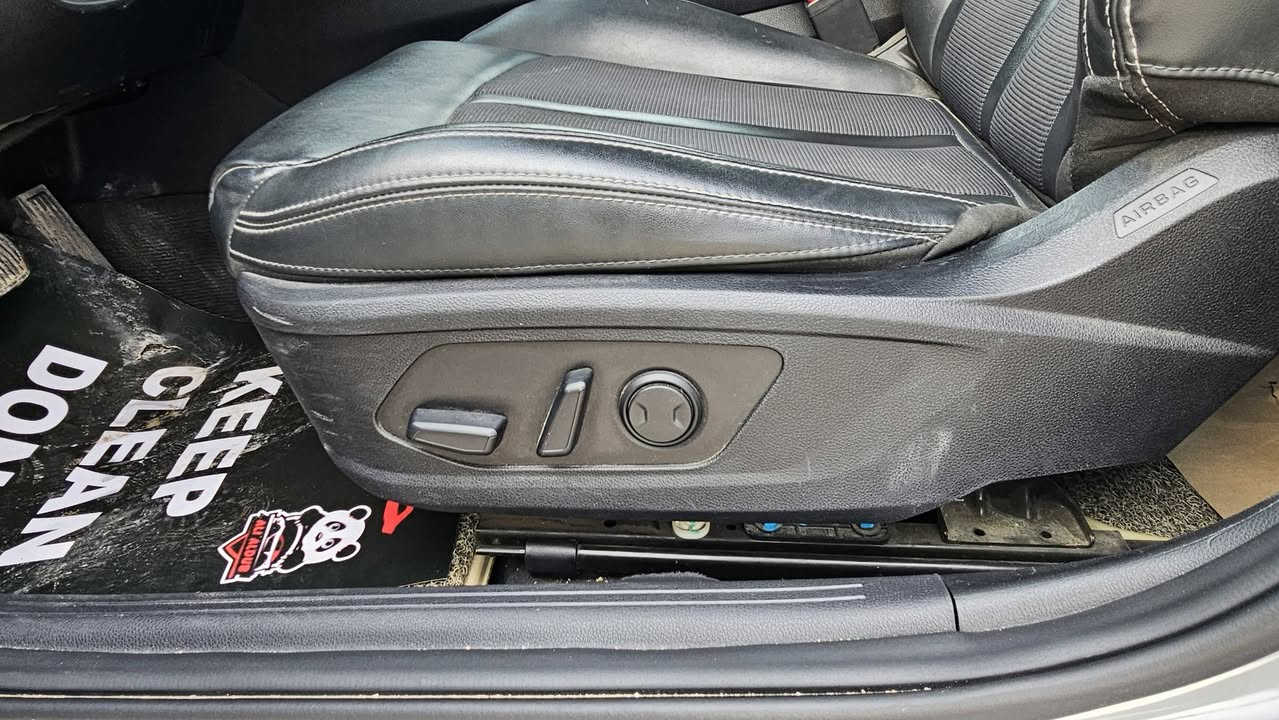 سلام عليكم كيK5 2024
رقم معوقين. تبديل بنيد وصبغ جاملغ
 بدون ضرر داخلي والباقي كفاله عامه
فول مواصفات 1/1 فئته GT ألاين 
عدا البنوراما
بصمه تشغيل / بصمه أبواب 
كشنات جلد / كشنات كرهبائيه 
سايد بريك بصمه / كأمره دواره 
تحكم إستران جهتين 
بلاجكتوات / اليت زنون 
فول الأخير 
سياره جاهزه محرك كير حداديه تبريد جاهزه الأخير 
السعر 178 وبيه مجال 
المكان الناصريه 
الاستفسار 
‭***********// ***********
