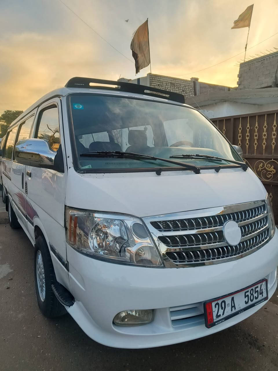 ياالله فتون موديل 2009رقم نكليزي ل30تحويل مباشر مصفره من كلشي كير ومكينه واكسل وتخم تاير ودوشمه جدد المكان بغداد السعر 58هاتف ***********
