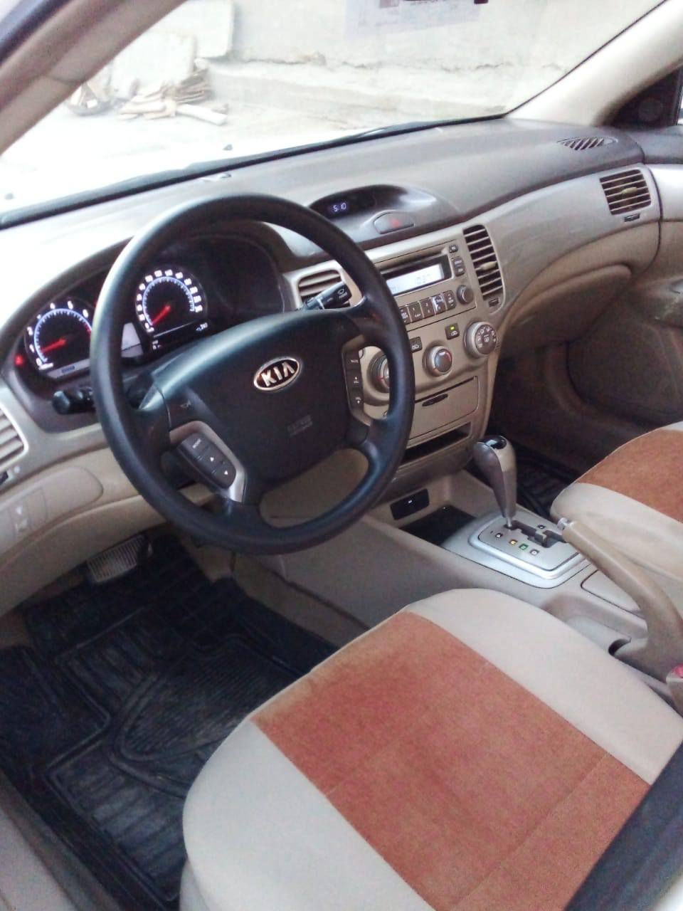 إلى عشاق الاوبتيما
كيا اوبتيما 2008 خليجي رقم بابل 
سنوية ما نافذة السيارة كفالة لا ضربة ولا تبديل فقط طخات بسيطة 
سونارها موجود 

مكلف بالنشر 
للاتصال 
***********
