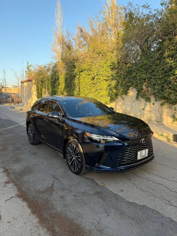 Rx350h    
فول ميحتاج اذكر المواصفات وارد كندي حادث جانبي سطحي 365$.  تحياتي …تواصل ***********
