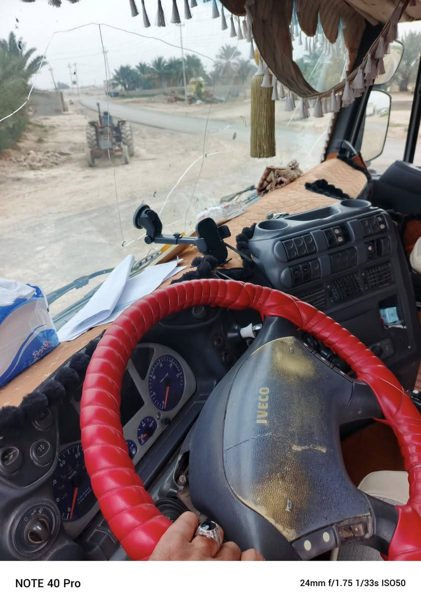 السلام عليكم 
افيكو ستارلس ٢٠٠٤ 
سنويه مربوطة براد ومجددة وتحويل مباشر
كامله وجاهزه من كلشي راس وبراد
السعر ٢٠٠ مع مجال بسيط
رقم الهاتف ***********
