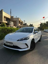 للبيع BYD Seal 5  2025 بحالة الوكالة   زيرو ماشية 300 كم  فقط انتبه …،...