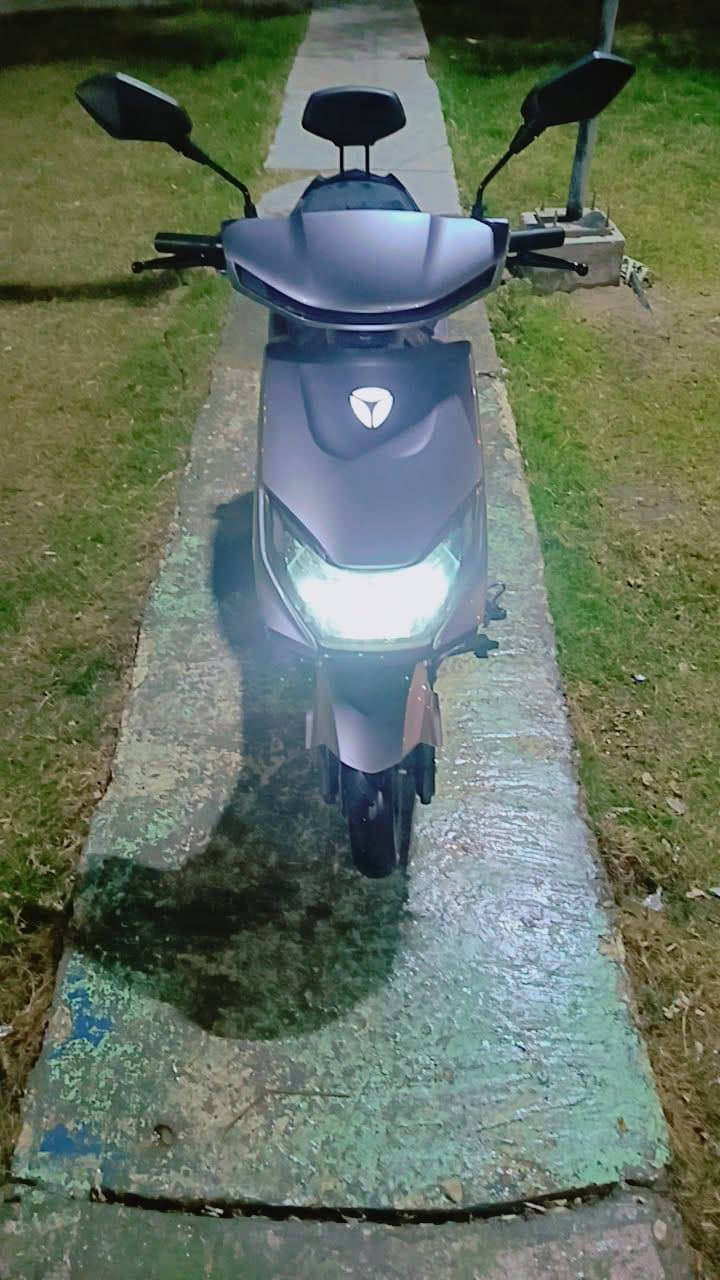 سلام عليكم دراجه شحن للبيع تيسلا الدراجه نضيفه مستعجل عله بيعته الأستفسار *********** واتساب بي
