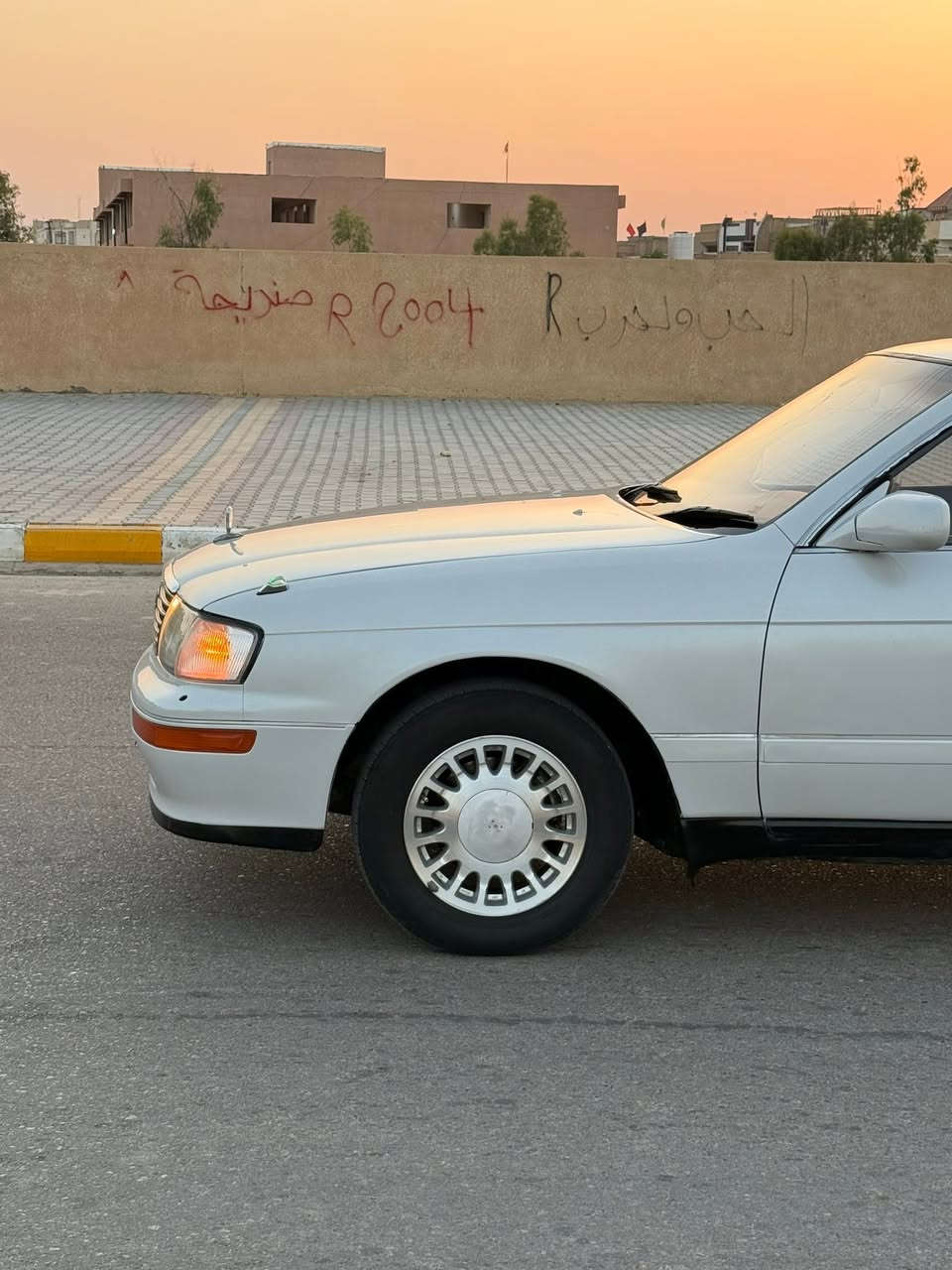 السلام عليكم اخوان 🤍
تويوتا كراون بطه موديل 1992 متصل 
رقم نجف تحويل مباشر ثاني يوم 
السياره مكفوله كفاله عامه من الكص والكلبه والنقل جثه العيب الشرعي والضربه
سياره مكفوله بدون اي ضربه فقط صبغ عام جماليه بدون معجون اثر جراد 
دواخل جدا نضيفه 4 بطاين حاويه جدد كهربائيات كلهه شغاله مكينه كير مكفولات شرط حاويه تخم تاير وتخم ويل جديد 
حداديه امامي خلفي جديده سياره جديده شرط احلى من الصور 
العنوان واسط 
السعر 55 وبيه مجال 
رقم الهاتف ***********

