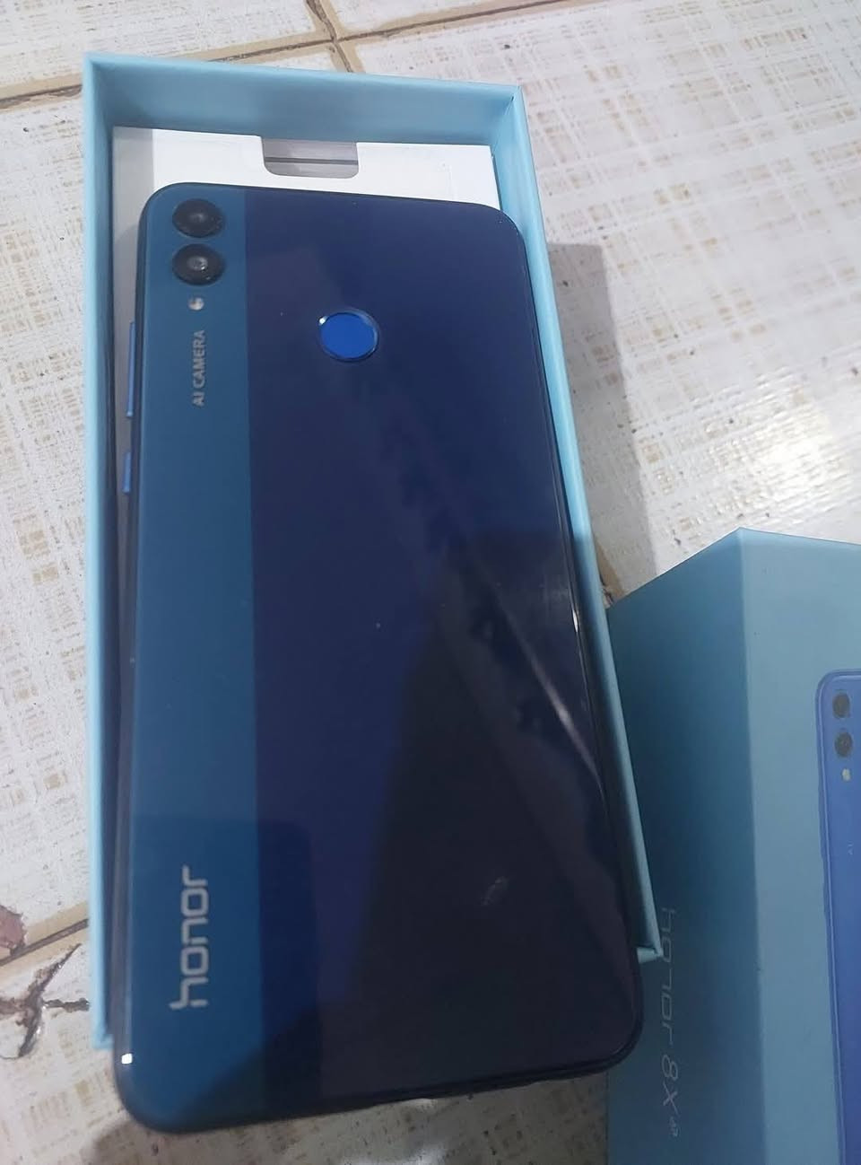 هونر 8X
الموديل: JSN-L22
اللون: أزرق
ذاكرة الوصول العشوائي: 8 جيجابايت
ذاكرة التخزين الداخلية: 256 جيجابايت 
✔️ ضمان الجهاز أصلي 100% 
✔️ لزكة شاشة
✔️ شاحنة كاملة
💰 السعر: 120 الف 
جهاز جديد فتح كارتونا مامستخدم ابد مع كامل ملحقاتة 
━━━━━━━━━━━━━━


**إذا كنت صاحب هذا الإعلان وتريد حذفه لأي سبب، رجاءا أرسل رسالة إلى الدعم الفني**