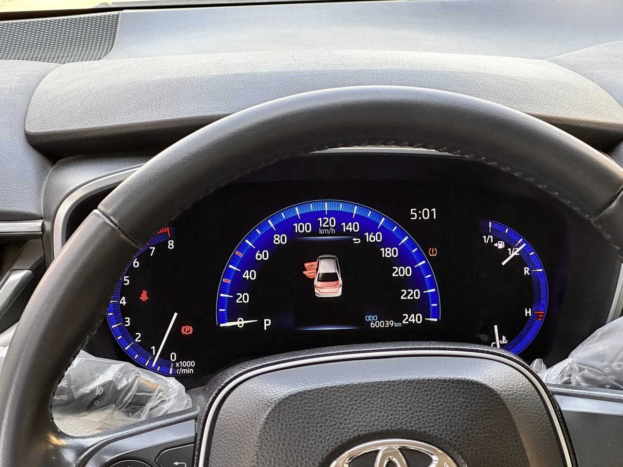 كورلا 2022 خليجي ماشيه 60 الف بيها ضرر موضح بلصوره      السعر 155 وبيها مجال قليل  حك الجيه مكانه بغداد ***********
