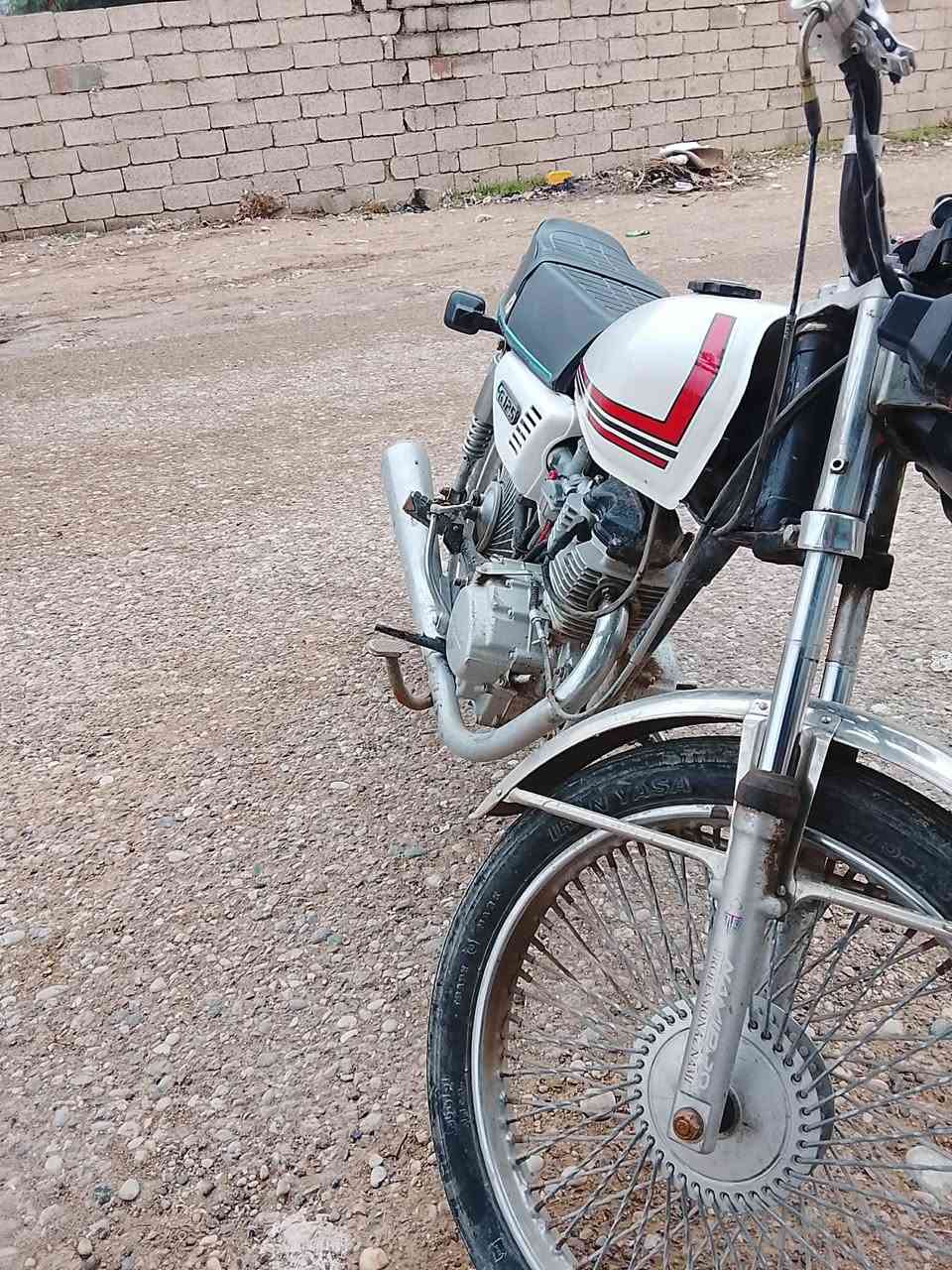 سلام عليكم دراجة نامي ستاندر موديل ٢٠١٧ كهربائيات شغال كلها اربعة كير للبيع سعر٢٥٠وبي مجال ***********
