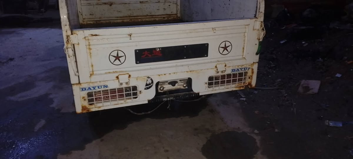 سلام عليكم ستوتي موديل 22 اوراق كامله مفتوح المكان الغراف ستوته جاهزيه نقرت لي كويرو بدلات بقياس بيزنزار قليل اوراق كامله وراعيها يمي ما مرقمه اوراق سعر اثنين وبيها مجال مليونين وبيها مجال المكان الغراف وهذا رقمي‏‪***********‬‏
