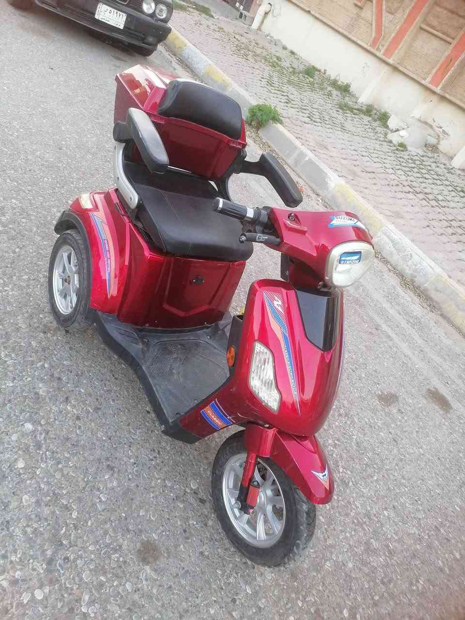 السلام عليكم
دراجه شحن ٣ تايرات جديده مستعمله أقل من شهر وصل الضمان موجود اخو الجديد اي عيب مابيها 4بطاريات دبل32امبير جدد 3سرعات سرعتها الكليه 60 اي عيب مابيها وضع شركه السعر850وبيها مجال العنوان كركوك حي عدن رقم الهاتف ***********
