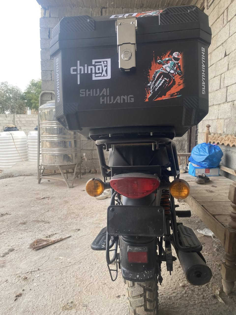 سلام عليكم بوكسر موديل 2021 اوراق جاهزه مكينه بيهة خيط تبخيد وياهة مكينه جديده تجي تفحص لمكيتين يلا تاخذ كهربيات شغاله كلهن سعر مليون ونص رقم هاتف ‭0772 758 2535‬ ما متواجد ع فيس
