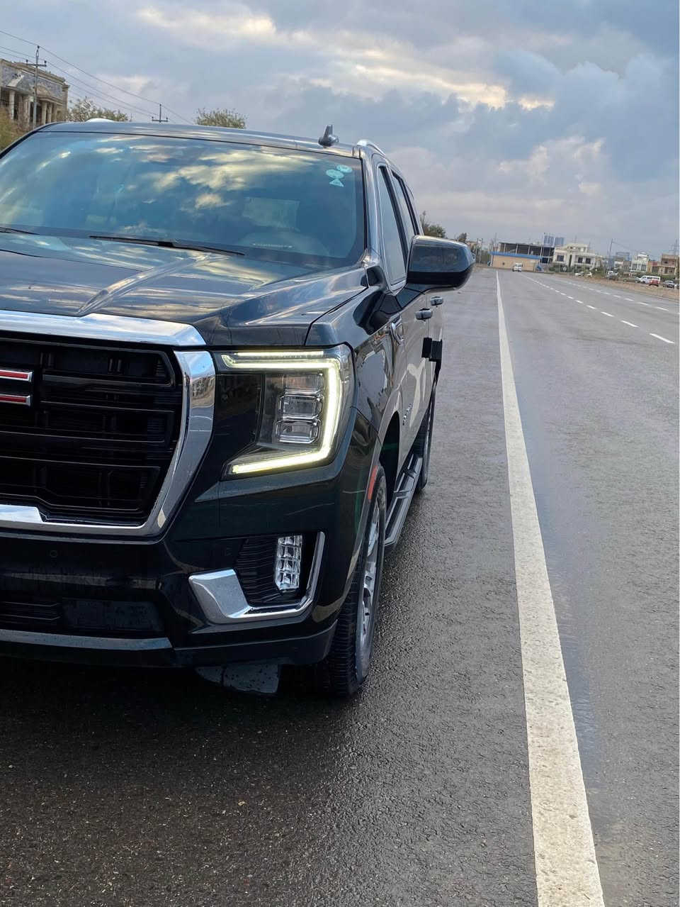 GMC Yukon SLE 2023
V8 5.3L  355 hp 
خليجي ضمان شركة منصور باقي بيه سيارة على وضع شركة ماشية فقط 2400 الف كيلو بدون صبغ بدون حادث كفاله عامة موصفات سيارة تاك اكسل حساس امامي خلفي نظام نقطه ‏عميا رادار امامي كامرة خلفي hd صندوق شفط مقعد سايق كهرباء شاشة 10 انج وكيج الكتروني 
سعرة 530$ مكان سيارة اربيل 
*********** أربيل, العراق
