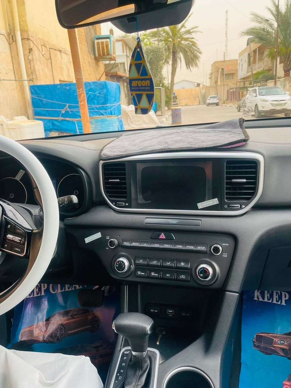 سلام عليكم
سبورتج  امريكي  21
حاث بس جاملغ  ومبدل. بنفس الون 
وبيها بارد شبر بالبنيد
رقم اربيل دولي
ابو السنويه  يسكن في كربلاء
سعر. 155 
وبيها مجال بسيط
رقم الهاتف 
***********
العنوان كربلاء
