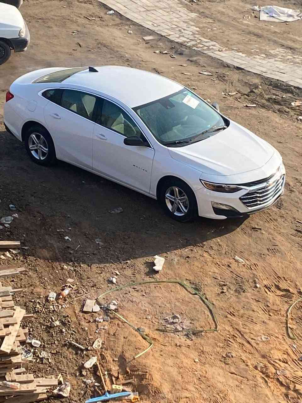 سلام وعليكم من رخصت مدير لكروب للبيع ماليبو موديل 2024مكينه (1500) تيربو ✈️ صبغ بنيد فقط بدون لغود شويه براس شااصي سياره جديده بمعنه لكلمه دخول جديد رقم شهداء مكان سياره بغداد الشعب لل ستفسار تصال *********** السعر 130
