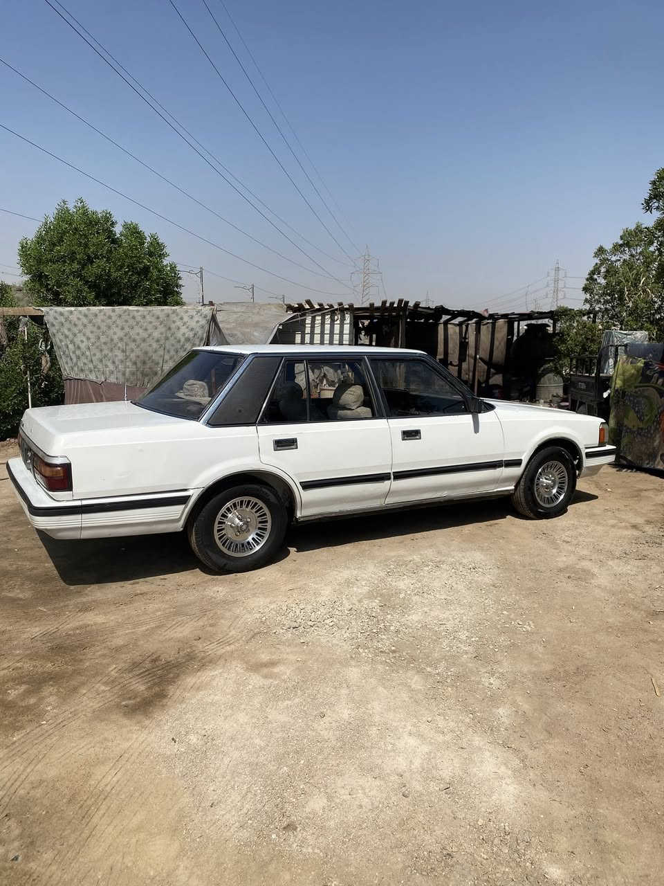 سلام عليكم 

للبيع سوبر 85 محرك بطه ديلكو رقم بغداد بأسمي بدون صبغ رشات فقط داخل احمر مكان السماوه تفاصيل ع رقم ***********
