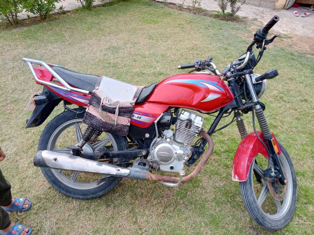 دايون عضم اوراق أصولي 19 طالعه ب 21 دراجه جاهزه ونضيفه السعر 700 وبيه مجال قليل المكان كربلاء الحسينيه الوند 
***********
