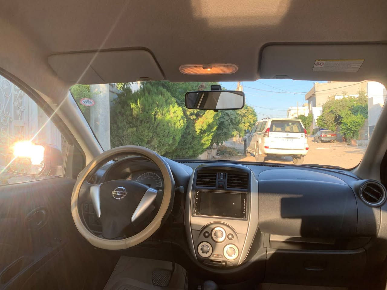 نيسان سني هندي 2023 جاهزه شرط المكينه  برغي ما مفتوح بيه سياره وضع شركه كفاله عامه تحويل ثاني يوم كله جديد شراي يتصل موجوده بغداد زعفرانيه ***********
