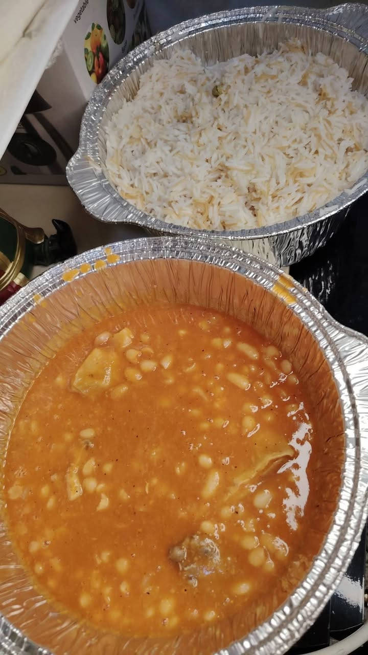 اكل بيت نظيف مرتب مجرب لحمدلله يتوفرغده وفطوريومياحجزمسبق شغلنه يوم بيومه دولمه لاجعه حامظه١٠ عن تجارب برياني ١٥تمن ومركه ١٥انواع كبب ومعجنات وكليجه هشه حاره مكاني نهايه حي اورتواصل ***********
