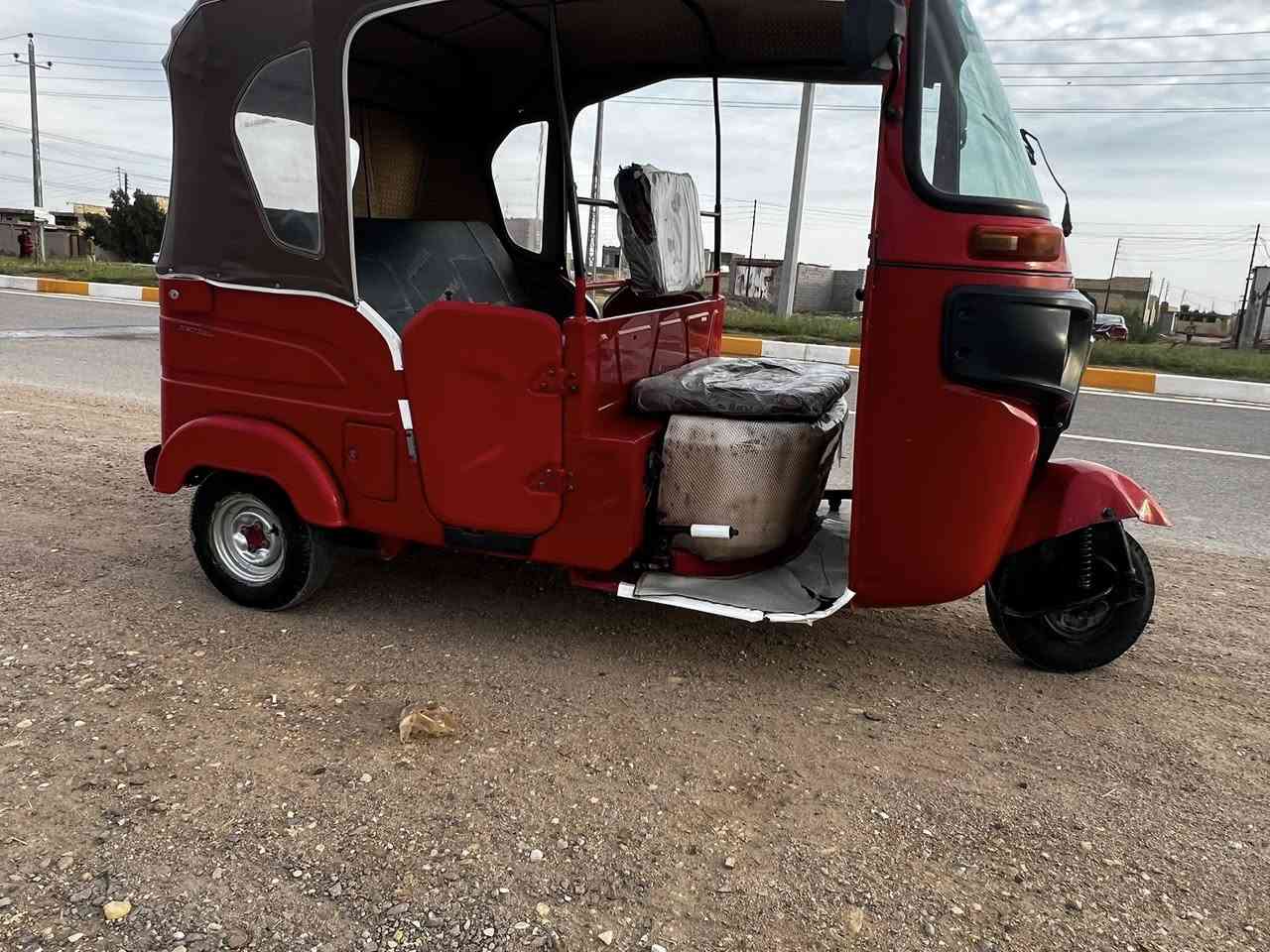 سلام عليكم
تكتك 22 شهر 2 
جاهزه مانقصه شي
معامله كامله واكفه ع بصمه الوكيل وتستلم سنويه
بيه لغد بارد ومصبوغ ولباقي مكفول 
مكاني النصر 
سعر 8 
***********
