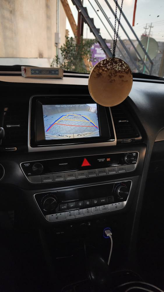 فول مواصفات سبورت  ، بدون ايرباك، رقم اربيل 

المواصفات
1 بصمه ودخول بصمة ابواب وترحيب 

2 سلايد روف 

3. شحن وايرلس

4 رادار نقطة عمياء

5. مقاعد جلد

6. المقاعد الامامية تدفئة

7 تدفئة بالستيرن

8 مقعد السائق كهرباء

9 تبريد قطعتين والامامي منفصل السائق عن الراكب 

10 شاشة مع جهاز فتح يوتيوب بالشاشه

11. كامرة دوارة مع حساسات رجوع للخلف وتنبيه بالشاشه

12 جنطة ذكية فتح عند الاقتراب

13 مكينة 2400 

14 تحكم فول بالاستيرن 
مثبت سرعه واوامر صوتية وتحكم بالشاشه 

15 شفتات للكير بالاستيرن

16. ويل كب 17
*********** البصرة, العراق
