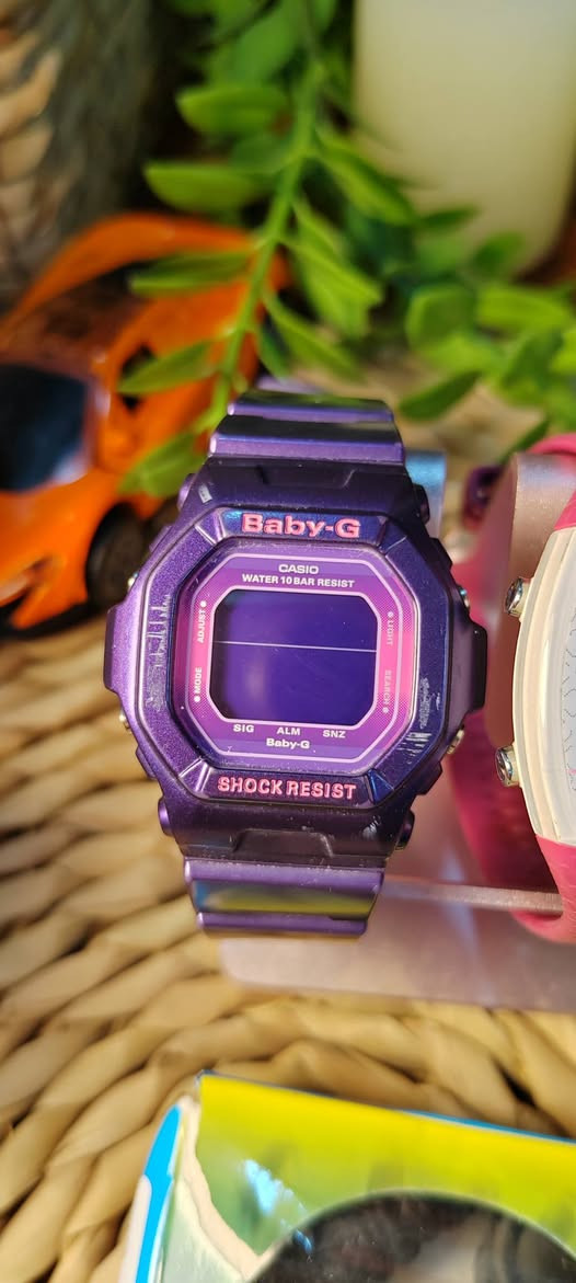 4 قطع ساعات اصلية  بالة شرط النضافة
بسعر 60 الف


**إذا كنت صاحب هذا الإعلان وتريد حذفه لأي سبب، رجاءا أرسل رسالة إلى الدعم الفني**