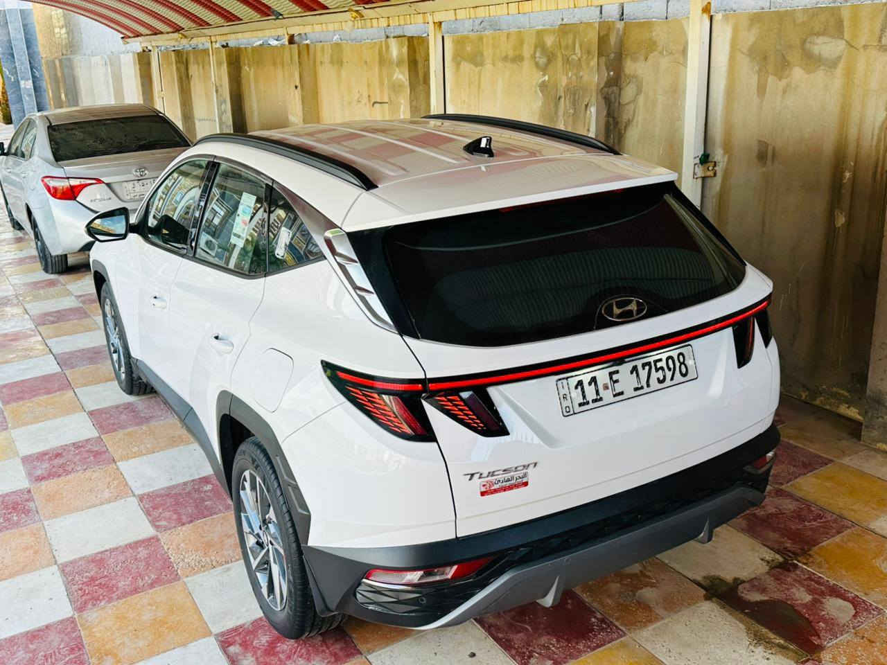 السلام عليكم 
للبيع توسان 2024 خليجي 
 محرك 2000 دوش
 كفاله عامه 
 رقم بغداد الدولي بأسمي
ماشيه 40 
مواصفات
بصمات ثنين
  كشنات كهرباء 
سايد بريك بصمه 
شاحن لاسلكي 
بصمه مري 
 كاميرا خلفيه
  تخم تاير مال شركه بلادي
  سعره 218 وبيها مجال الشراي يتصلل
غير متواجد علئ الفيس
***********
***********
