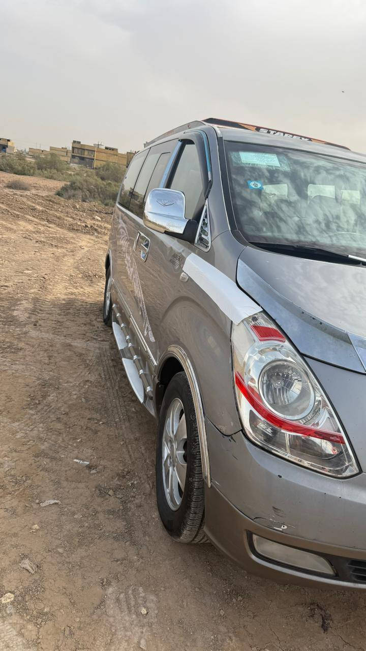 سلام عليكم ستاركس للبيع مديل ٢٠١١اصل اوتماتيك سياره جاهزه من كلشي مكينه كير حداديه تبريد مكان ناصريه مركز السعر ١٦٠ولشراي يتصل ***********
