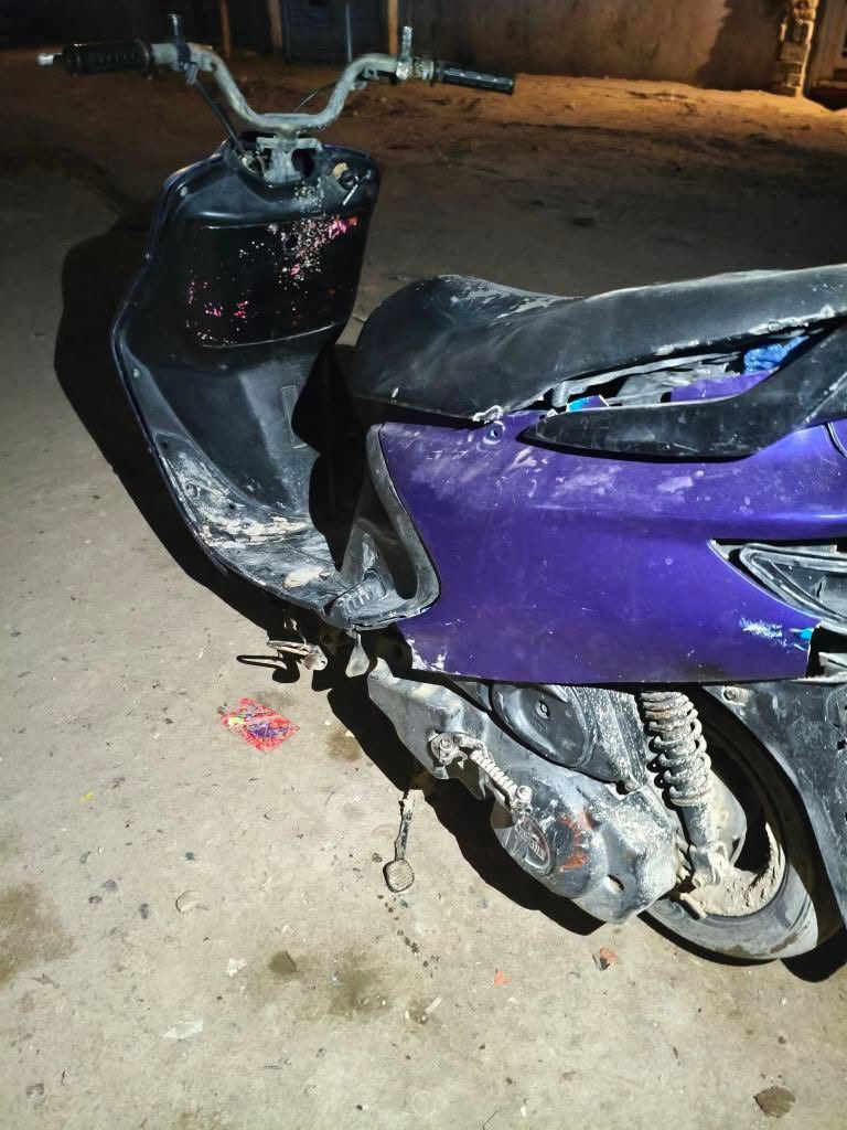 السلام عليكم دراجه فراشه لبيع.  كايمه ادخن بس تشتغل هندر واحد السعر ٢٠٠ وبيها مجال مكاني حله شارع 80 هاذه رقمي ***********
