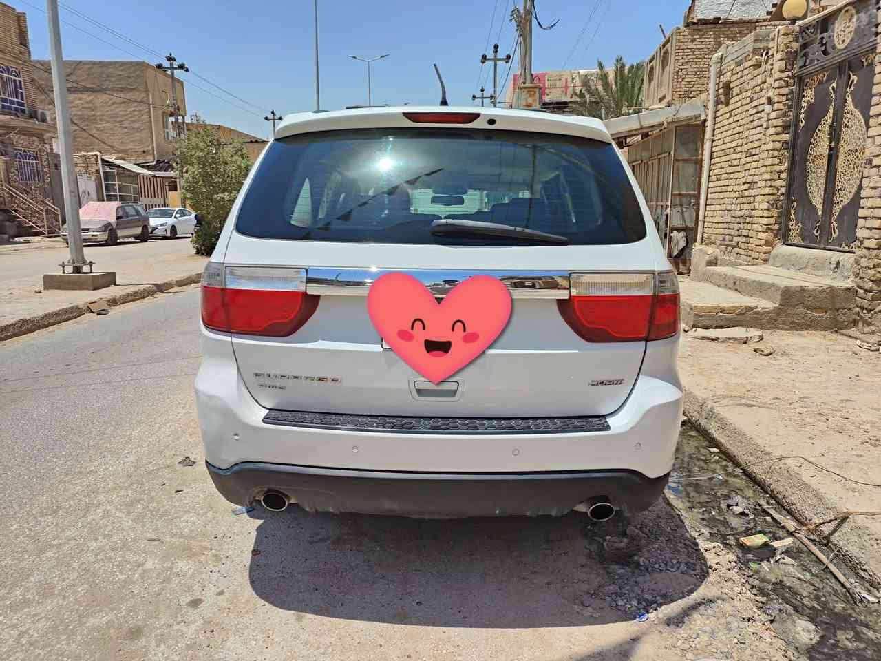 دورنكو فئه كرو موديل ٢٠١٣ هيمي بسمي الرقم بغداد خليجي فول السيارة ومكفولة ماعدا بارد  قليل السعر ١٩٠ وبيها مجال قليل مكان السيارة الديوانية غماس للتواصل ***********
